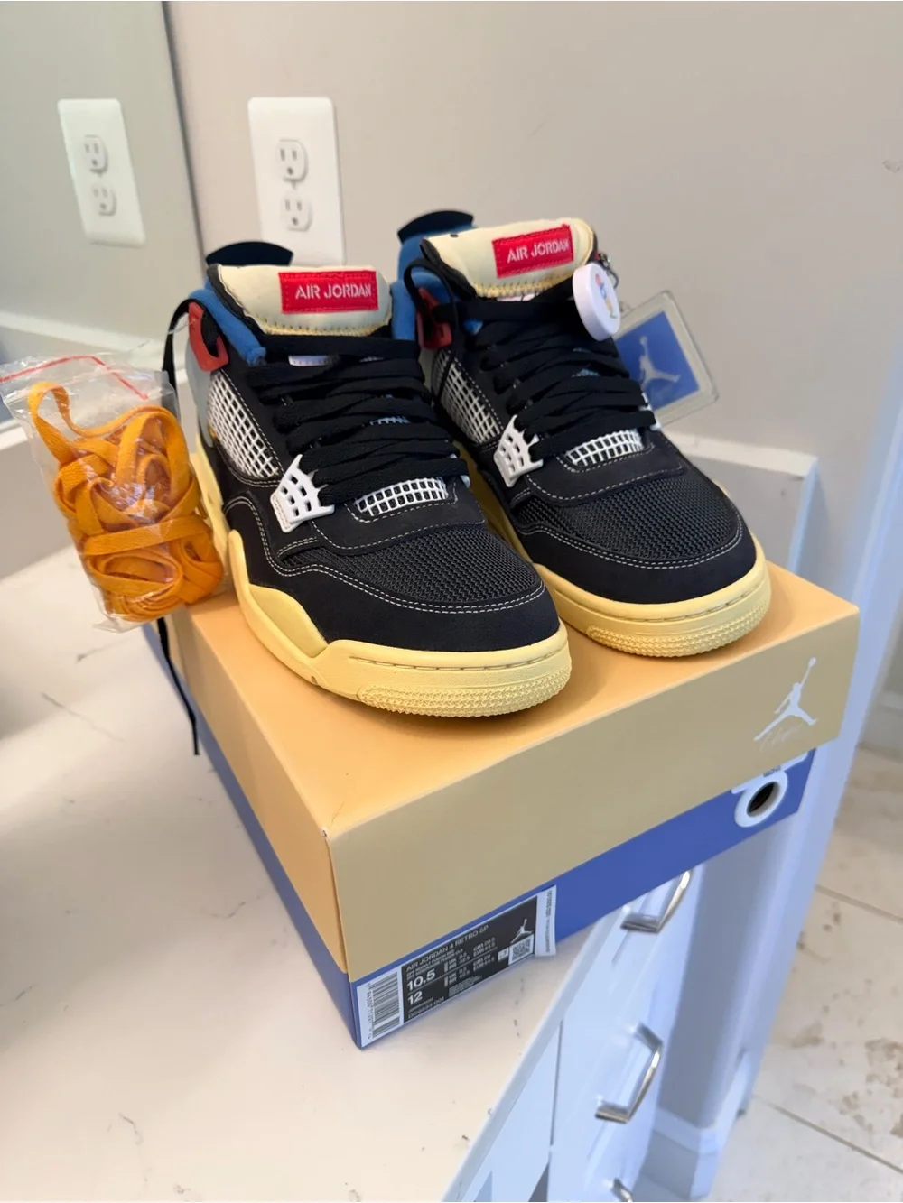 Jordan 4 Union LA off noir size 10.5 NIB